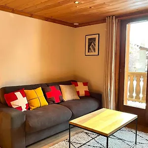 Chic And Cosy With Balcony In Appartement Megève