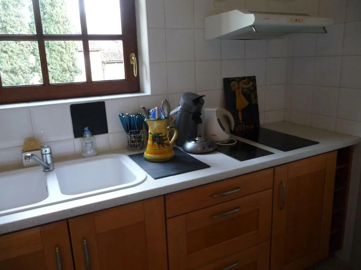 Apartment Appartement Dans Le Cloitre Saint Salvy A Albi. France